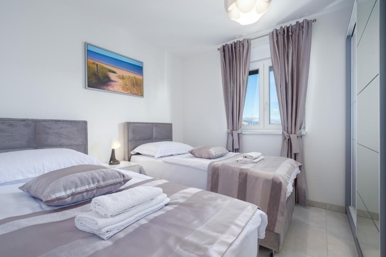 Sea Vista Apartments Kaštela Buitenkant foto